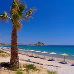 Xenia's 3 *