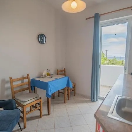 アパート Xenia's 3 *